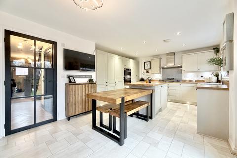 4 bedroom detached house for sale, Princess Street, Great Preston
