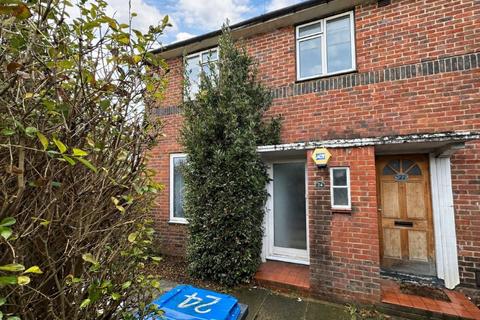 3 bedroom flat for sale, 24 Bushey Road, Merton, London, SW20 8EE