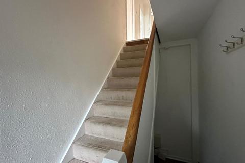 3 bedroom flat for sale, 24 Bushey Road, Merton, London, SW20 8EE
