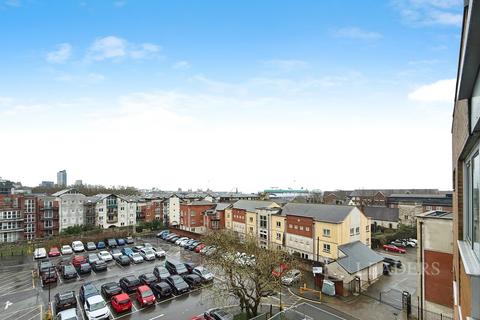 1 bedroom flat to rent, High Street, Southampton, Hampshire, SO14