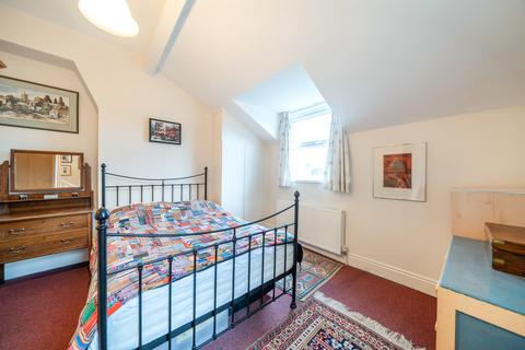 2 bedroom flat for sale, Dyne Road, Brondesbury, London, NW6