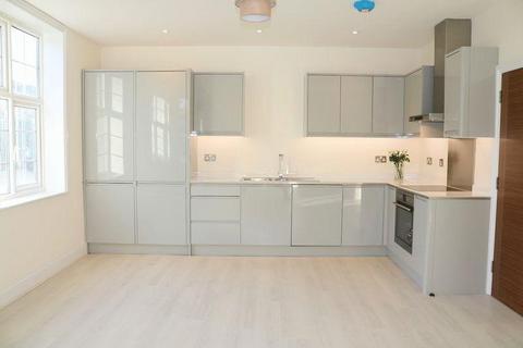 2 bedroom flat for sale, Montagu Gardens, Wallington, SM6