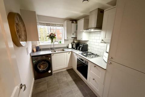 2 bedroom apartment for sale, Royal Drive, Bordon GU35