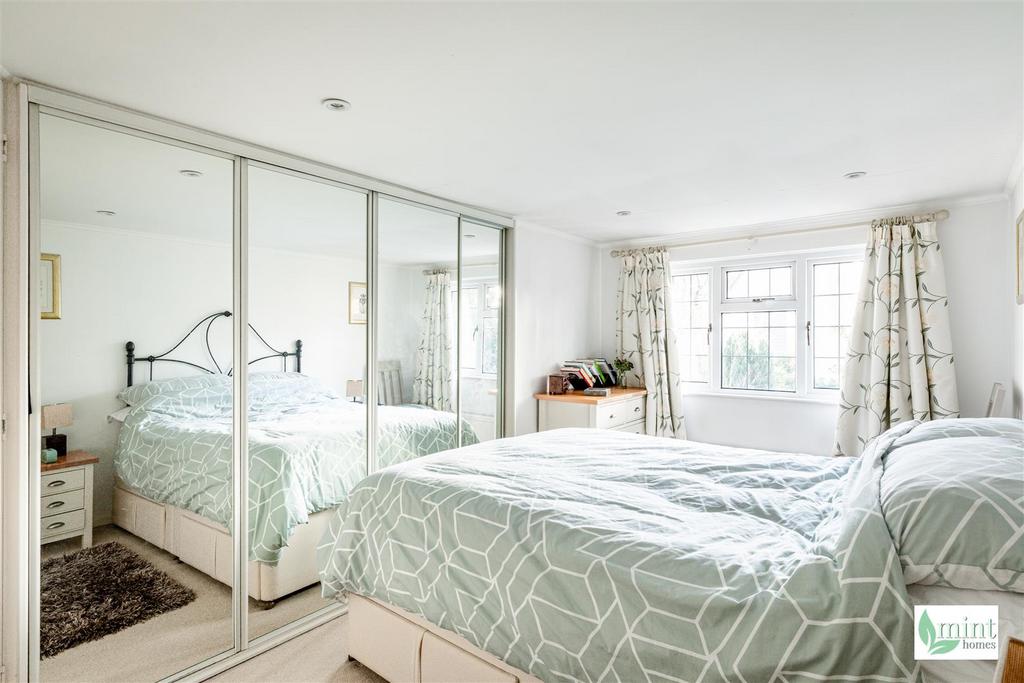 Woodham Waye - Watermark-32.jpg