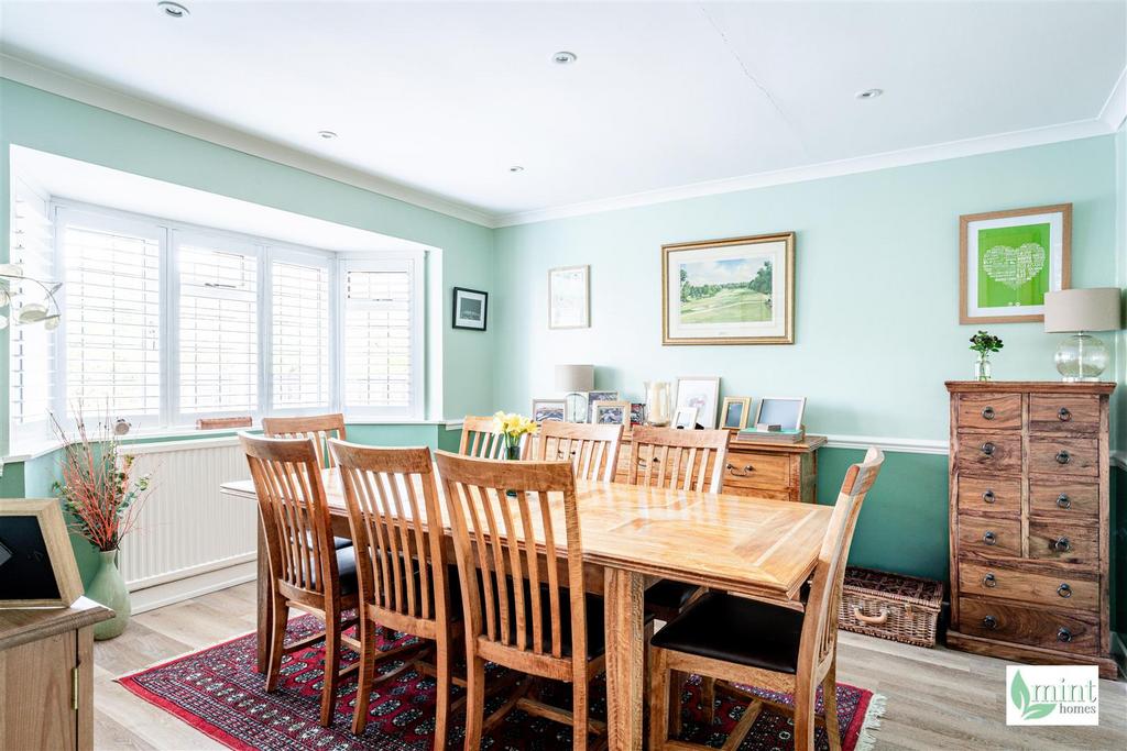 Woodham Waye - Watermark-7.jpg