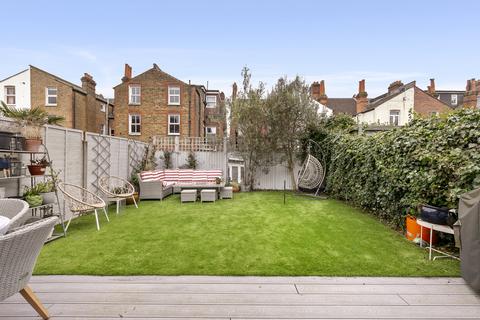 5 bedroom house for sale, Pretoria Road, SW16
