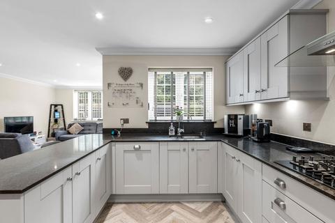 4 bedroom semi-detached house for sale, Stanton Grove, Tadworth KT20