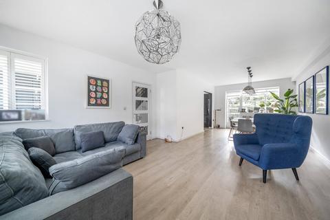 4 bedroom semi-detached house for sale, Howard Walk, Hampstead Garden Suburb