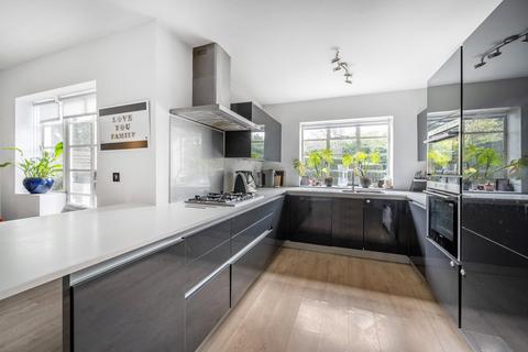 4 bedroom semi-detached house for sale, Howard Walk, Hampstead Garden Suburb