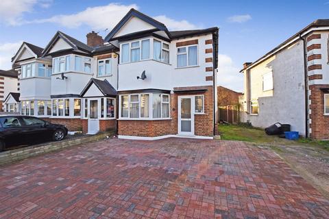 3 bedroom semi-detached house for sale, Deynecourt Gardens, Wanstead