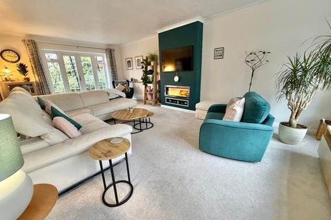 4 bedroom detached house for sale, Maultway North, CAMBERLEY GU15
