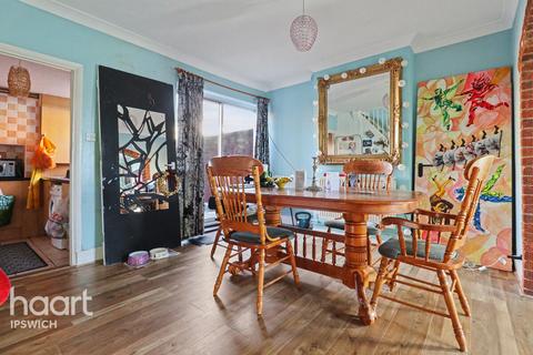 2 bedroom end of terrace house for sale, Cumberland Street, Ipswich