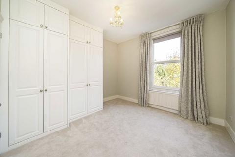 undefined, Pagoda Avenue, Richmond TW9