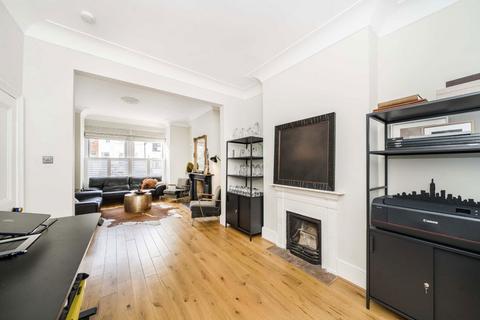 undefined, Pagoda Avenue, Richmond TW9