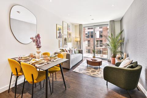 1 bedroom apartment to rent, Bloom West, Nine Elms Lane, SW11