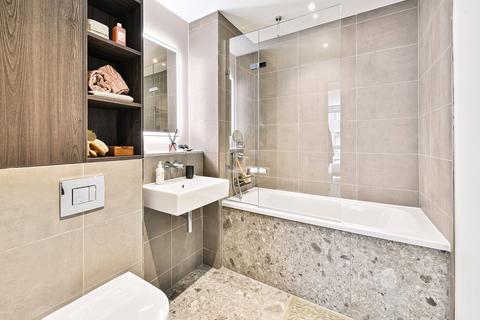 1 bedroom apartment to rent, Bloom West, Nine Elms Lane, SW11