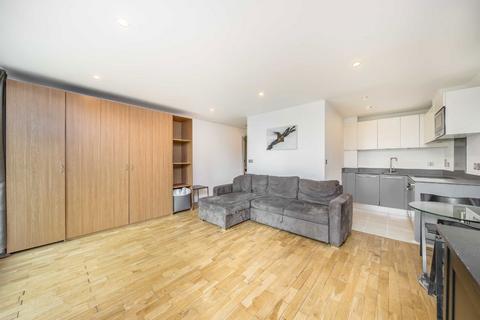 Studio for sale, Kestrel House, London SW8