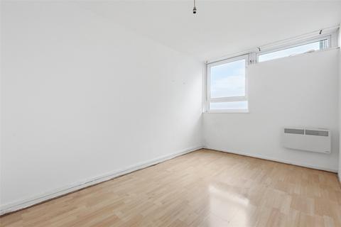 2 bedroom apartment for sale, Westland House, Rymill Street E16