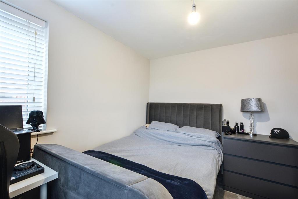 Bedroom 2 2.jpeg