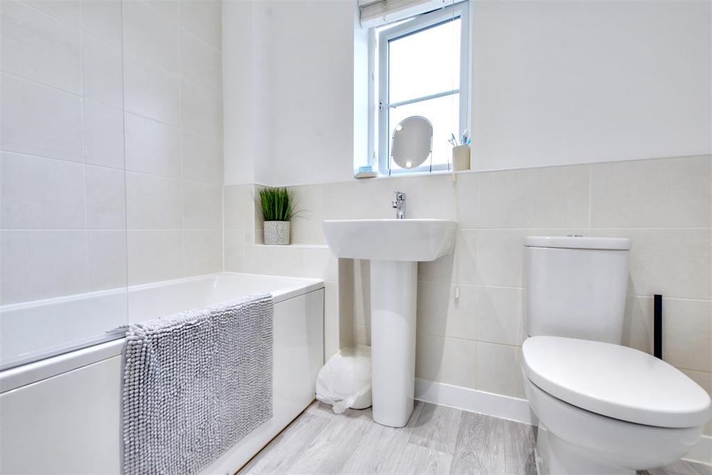 Bathroom.jpeg