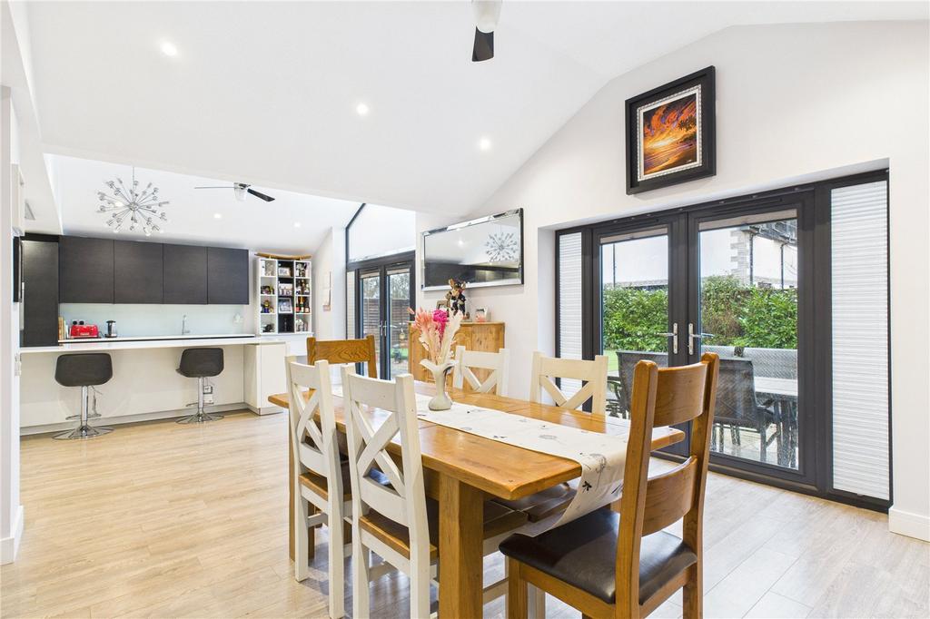 Kitchen / Diner