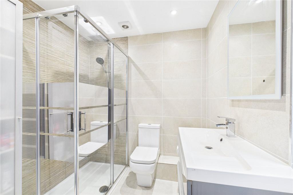 Master En-Suite