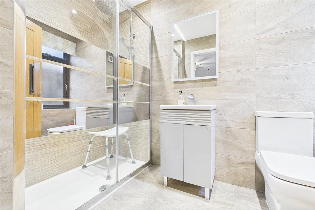 Annex En-Suite
