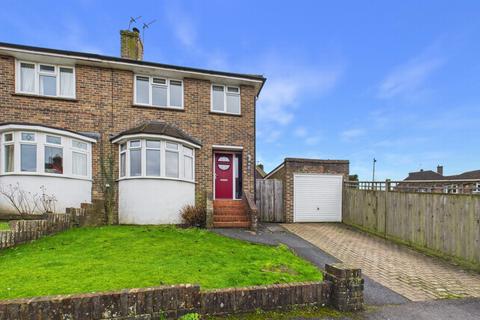 Bruce Close, Haywards Heath, RH16