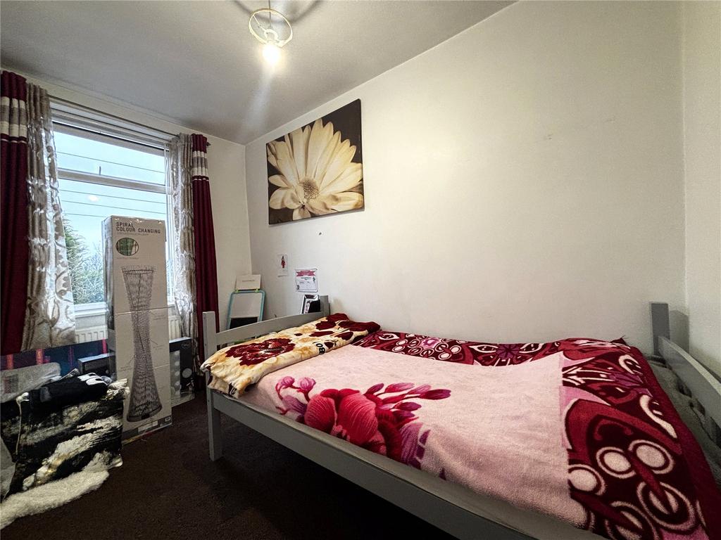 2nd Bedroom