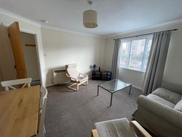 Lounge 5