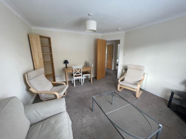 Lounge 4