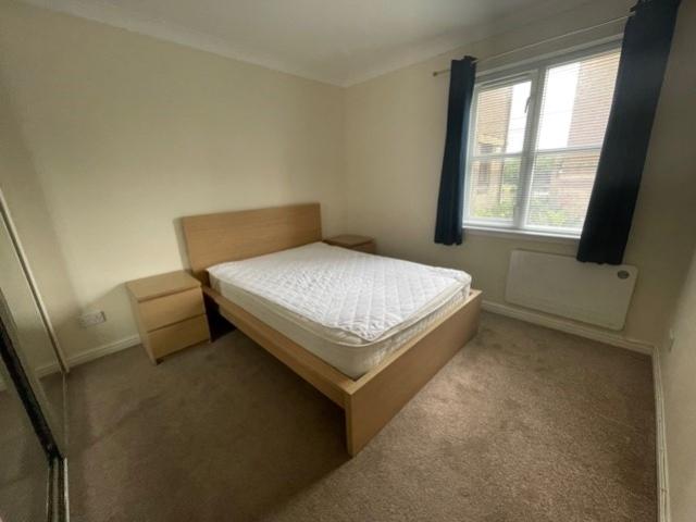 Large bed 2