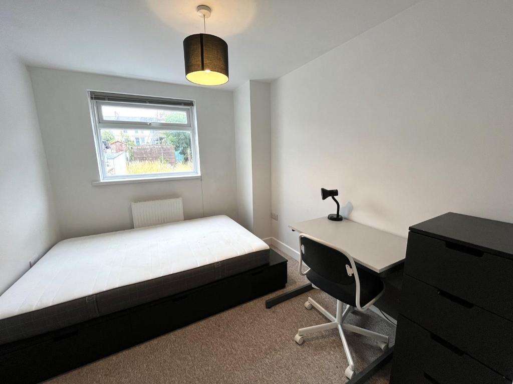 Bedroom 3.JPG