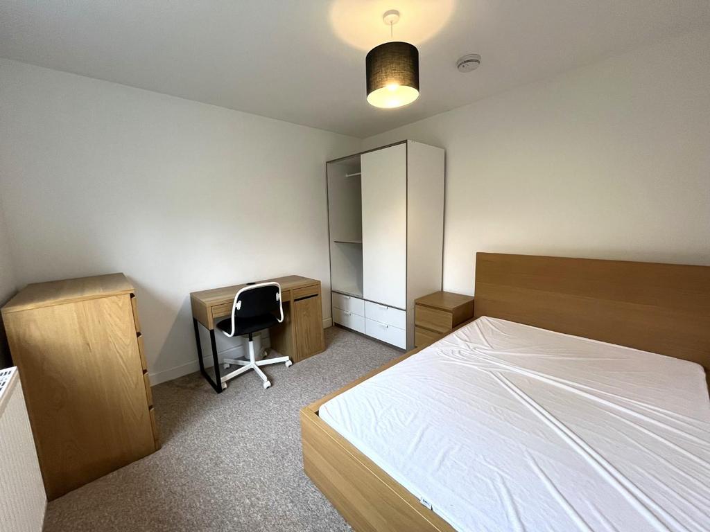 Bedroom 5.JPG