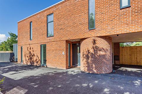 3 bedroom semi-detached house for sale - Washford Road, Meole Village, Shrewsbury