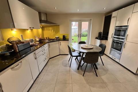 5 bedroom detached house for sale, Orwell Close, Wilmslow, Cheshire
