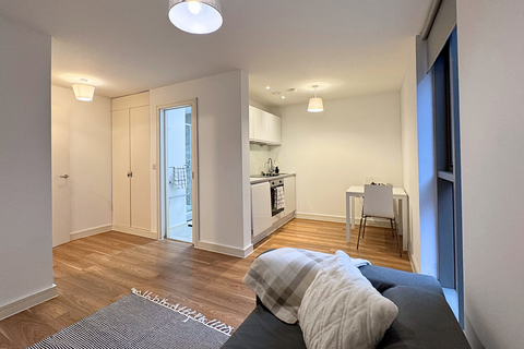 1 bedroom apartment to rent, Nation Way, Liverpool L1