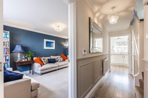 undefined, Modern Family Home Close to Greshams, Holt