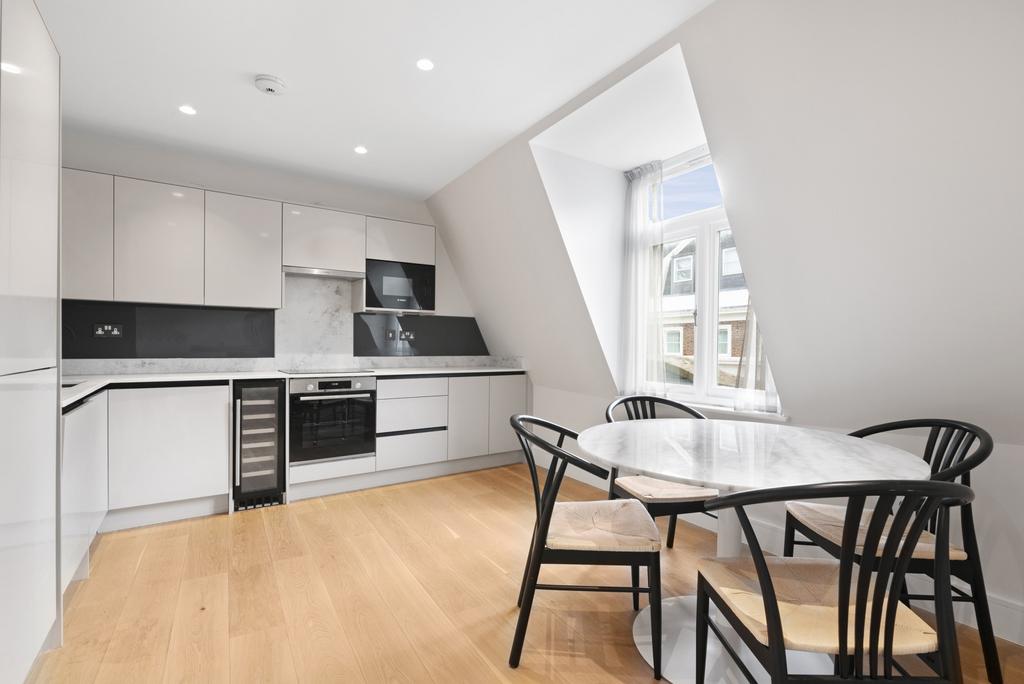 Kitchen/Reception