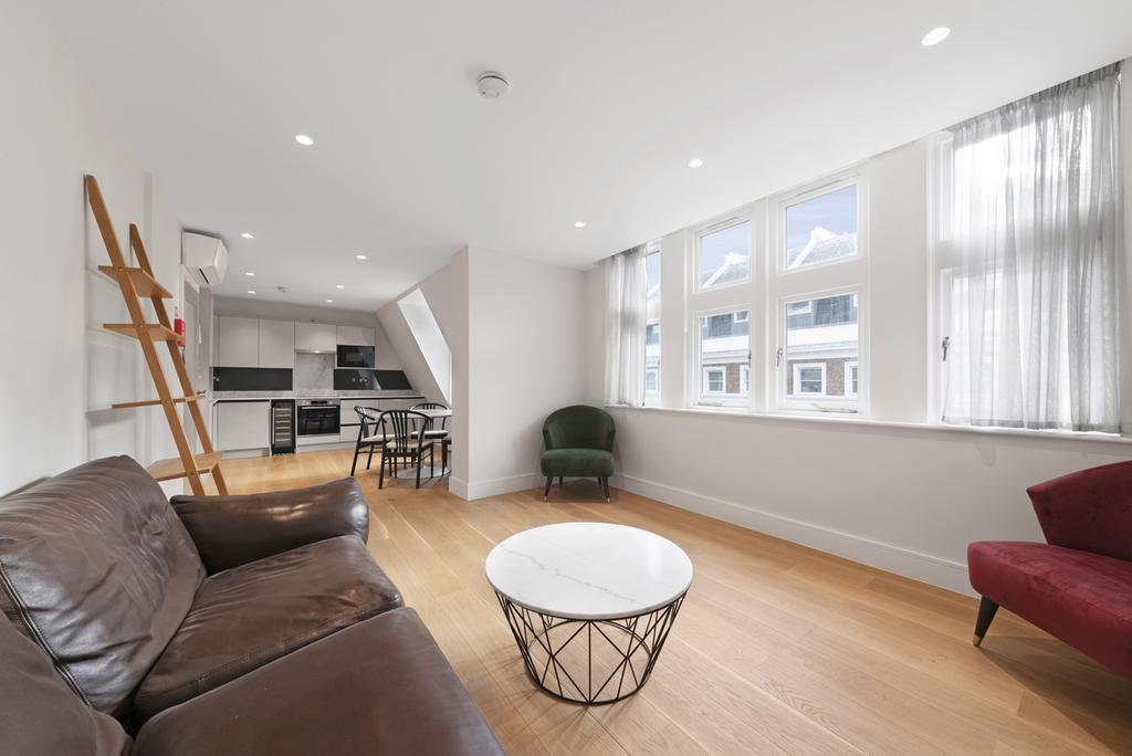 Kitchen/Reception