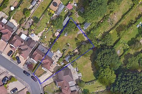 2 bedroom semi-detached house for sale, Vivian Gardens, Watford
