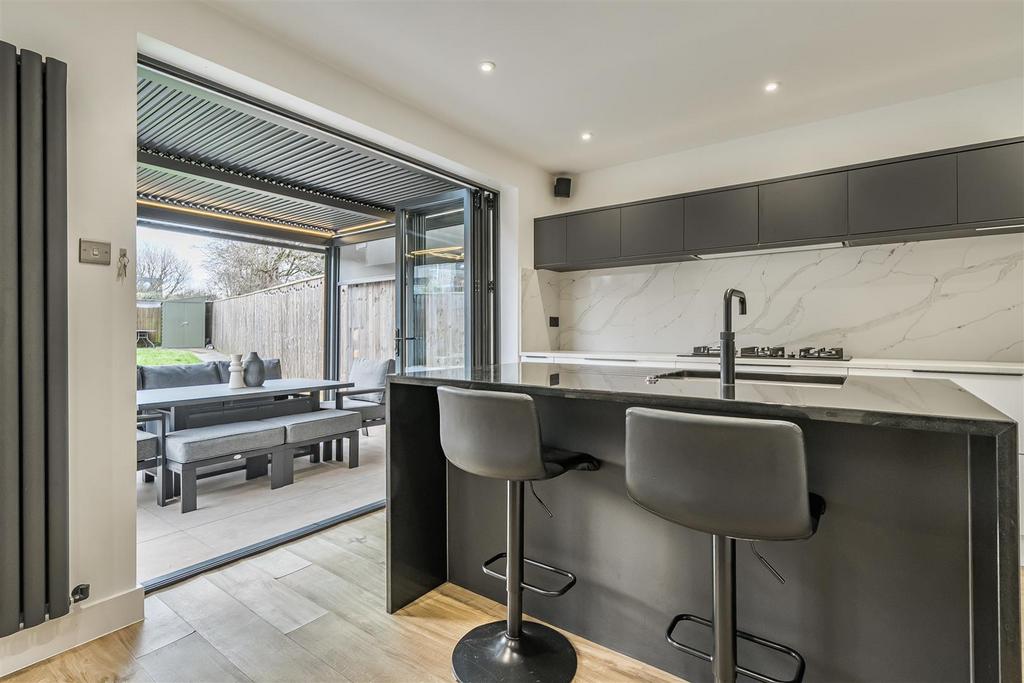 Kitchen / Diner