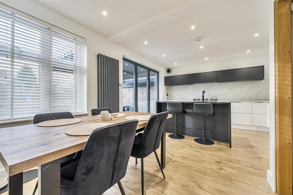 Kitchen / Diner