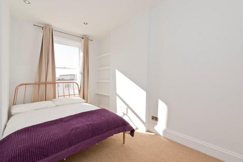 1 bedroom apartment to rent, Barons Court Road, West Kensington, London, W14