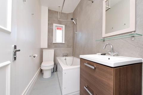1 bedroom apartment to rent, Barons Court Road, West Kensington, London, W14