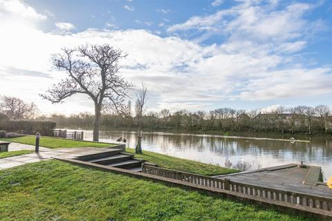 3 bedroom end of terrace house for sale, Chiswick Staithe, Chiswick, W4