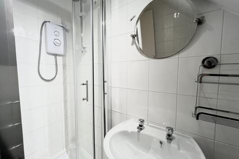 1 bedroom apartment to rent, Glenfield Road, Leicester, LE3