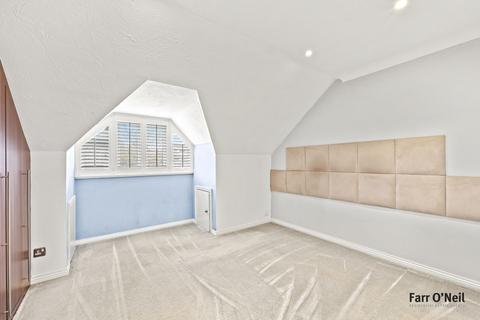 1 bedroom apartment for sale, Hills Road, Buckhurst Hill, IG9