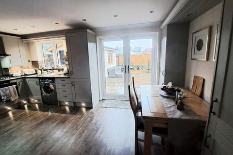 undefined, Rhodfa Brynrhos, Glanamman, Ammanford, SA18 1JF