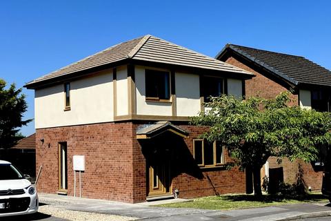 3 bedroom detached house for sale, Rhodfa Brynrhos, Glanamman, Ammanford, SA18 1JF